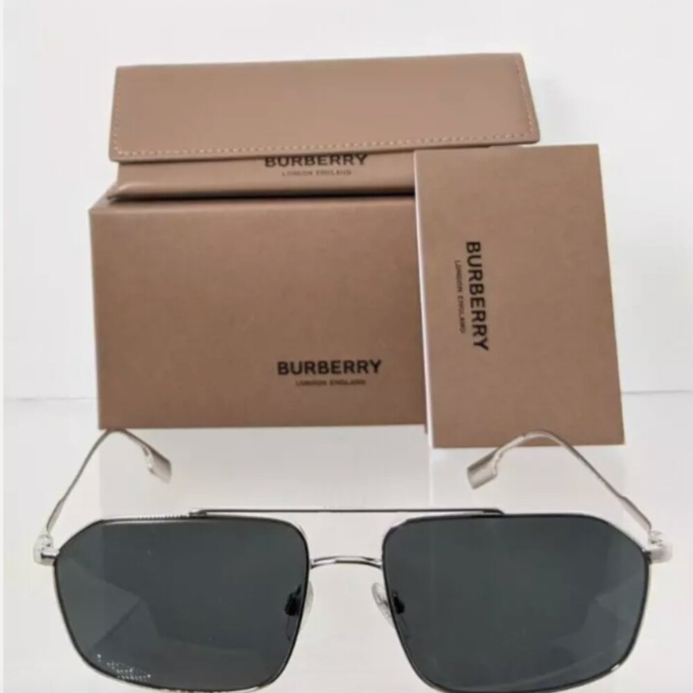 New Authentic Burberry Silver Sunglasses 59mm Unisex - Picture 4 of 5